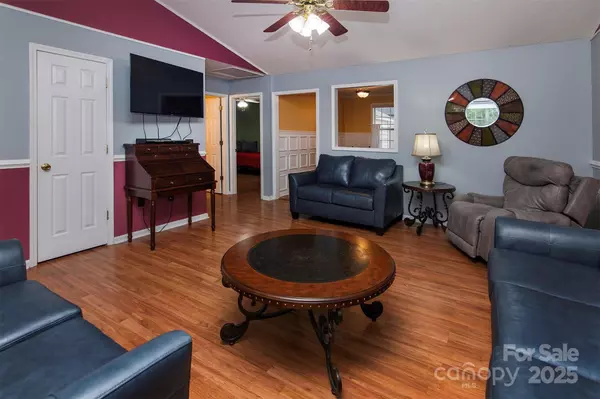 Kannapolis, NC 28083,1713 Bernard AVE