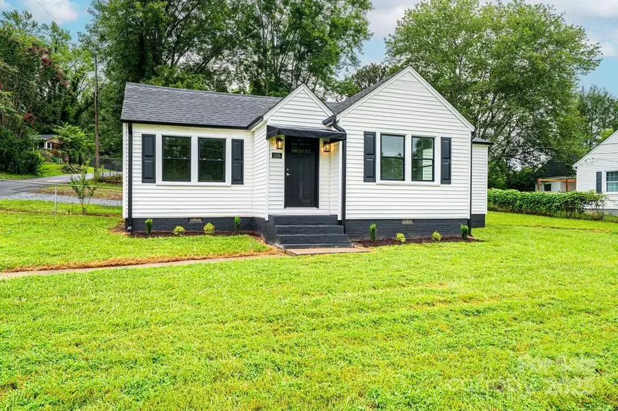 1105 Wildwood RD NE, Lenoir, NC 28645