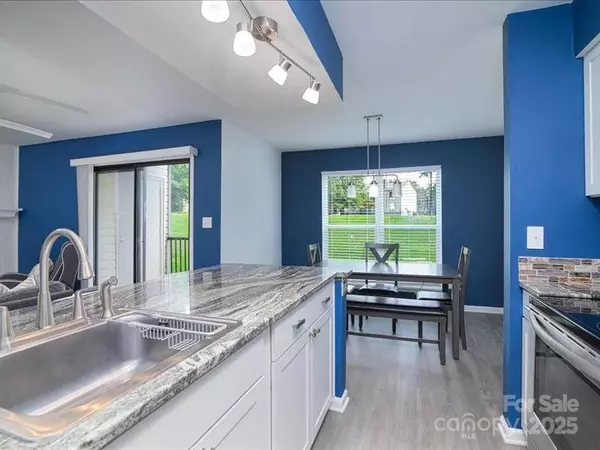 Charlotte, NC 28226,11034 Running Ridge RD