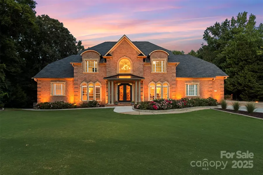 429 Hendon Row WAY, Fort Mill, SC 29715