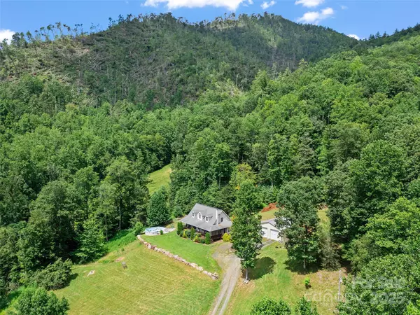 Bakersville, NC 28705,2216 Beans Creek RD