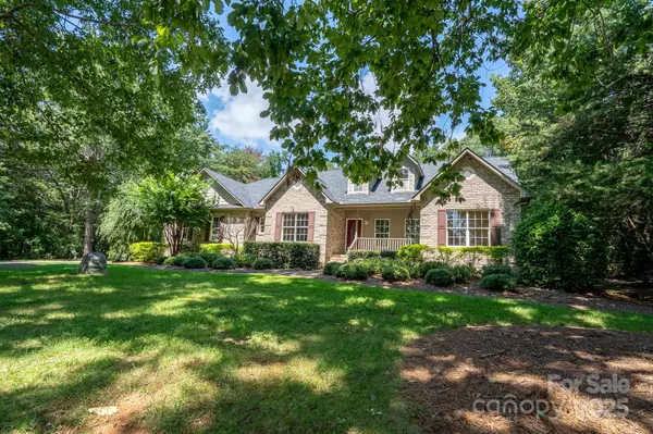 New London, NC 28127,426 Pearl Bay DR