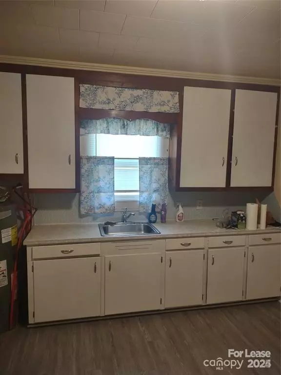 Monroe, NC 28110,516 Benton ST