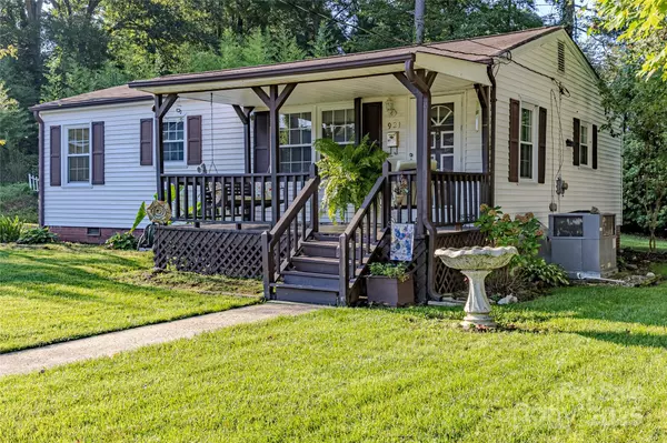 921 E 8th AVE, Gastonia, NC 28054