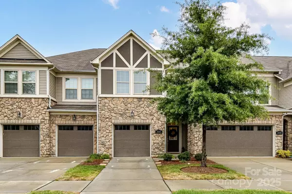 5663 Garrow Glen RD, Charlotte, NC 28278