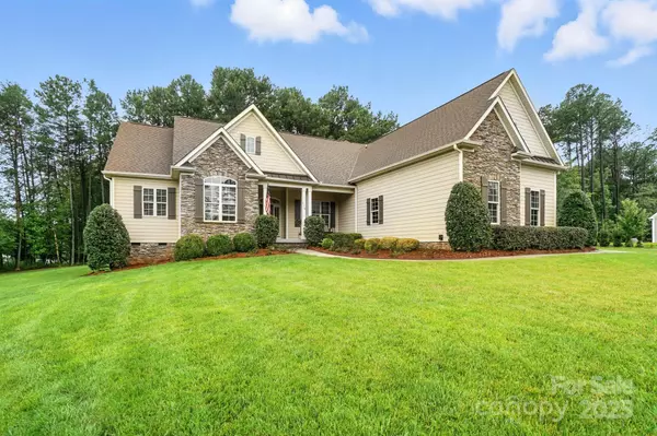 Mooresville, NC 28117,119 Cedar Branch CT