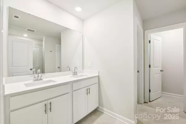 Newton, NC 28658,1428 Wildflower ST