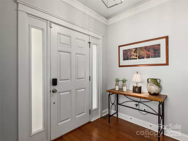 Asheville, NC 28803,1349 Heathbrook CIR