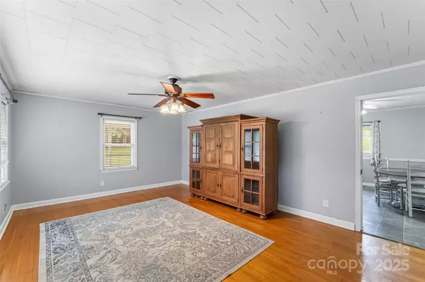 Morganton, NC 28655,2777 Pax Hill RD