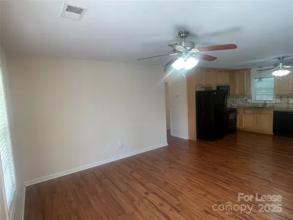 Maiden, NC 28650,3793 Lee Moore RD