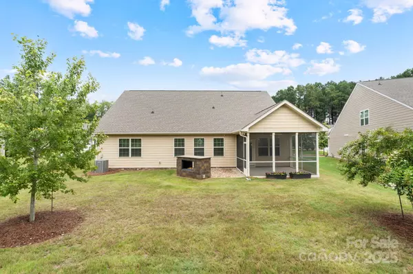 Mount Holly, NC 28120,360 Picasso TRL #169