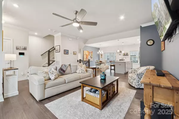Charlotte, NC 28205,2029 Birchside DR