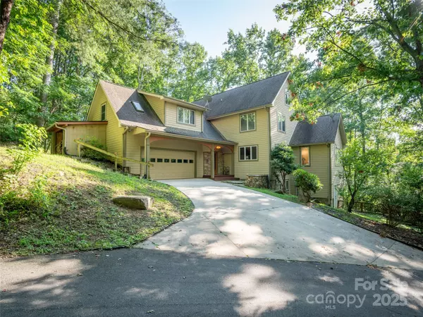 116 Hawk RDG, Asheville, NC 28804