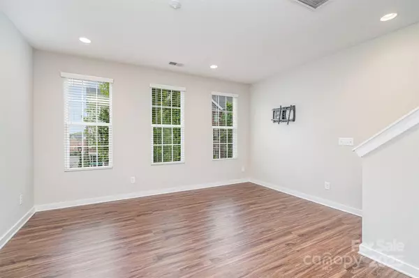 Charlotte, NC 28273,9444 Kings Parade BLVD