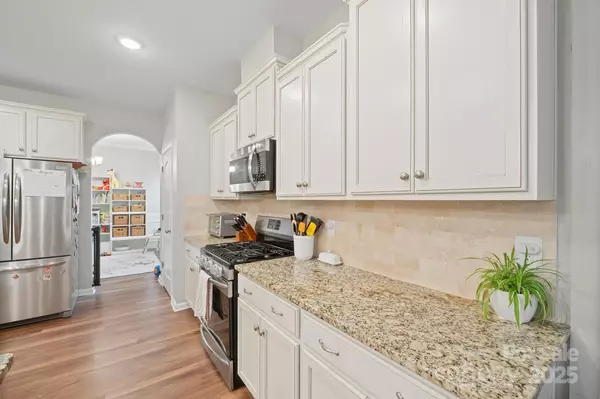 Troutman, NC 28166,177 Falls Cove DR
