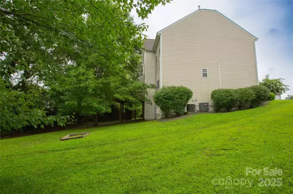 Clemmons, NC 27012,3510 Meadow Glen CT