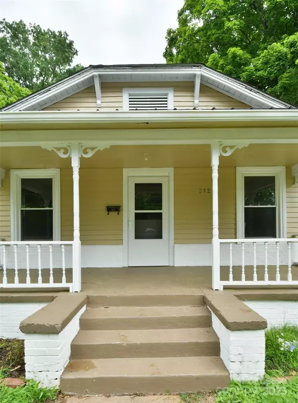 Statesville, NC 28677,312 Bost ST