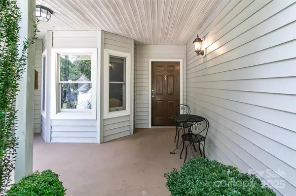 Brevard, NC 28712,132 Fox Cross DR