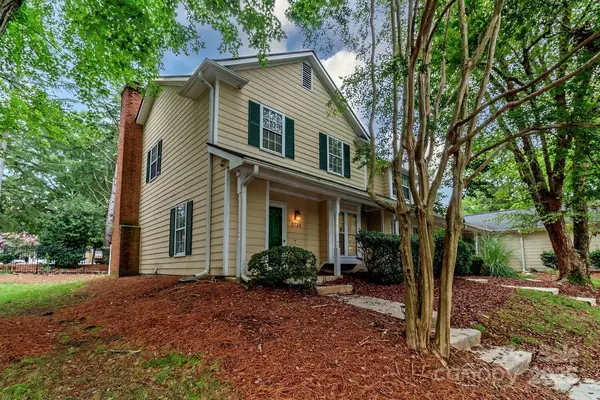 Charlotte, NC 28210,2722 Tiergarten LN