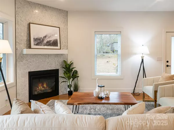 Asheville, NC 28804,197 Chatham RD