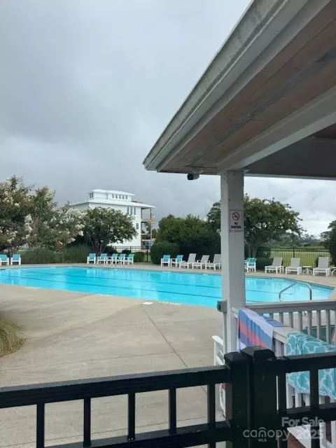 Morehead City, NC 28557,1309 Fathom WAY