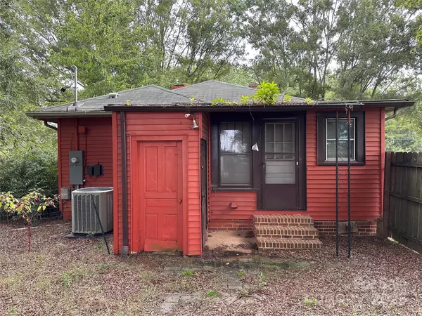 Mooresville, NC 28115,872 Shearers RD