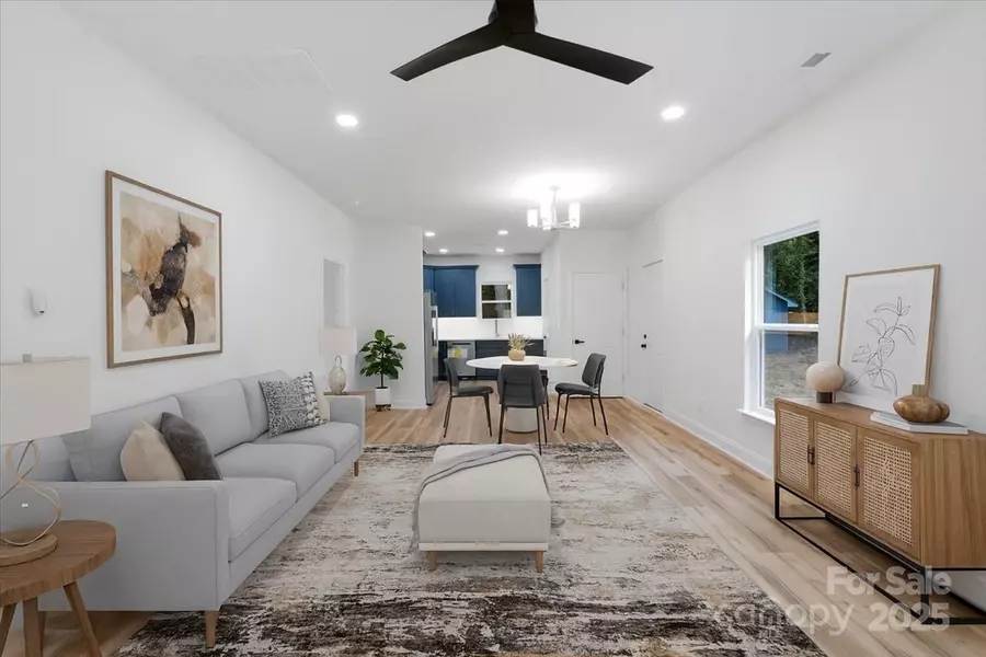 252 7th ST SE, Hickory, NC 28602