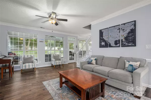 Charlotte, NC 28214,1815 Sugar Hollow DR