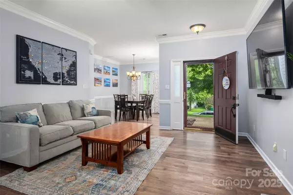 Charlotte, NC 28214,1815 Sugar Hollow DR