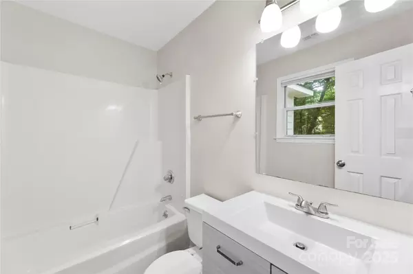 Monroe, NC 28110,2713 Faircroft WAY