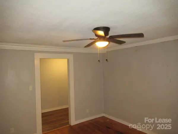 Lincolnton, NC 28092,516 Grier ST