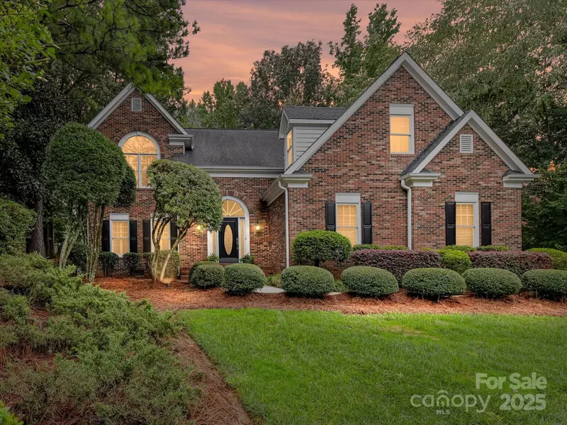 4609 Belvoir CT, Charlotte, NC 28270