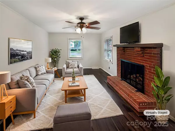 Gastonia, NC 28054,408 Whitethorn DR
