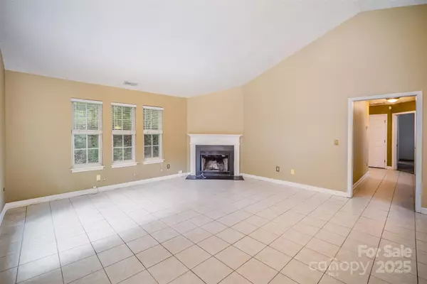 Charlotte, NC 28217,7216 Flodden Field CT