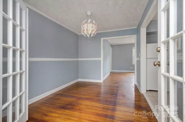 Charlotte, NC 28211,918 Mcalway RD #D