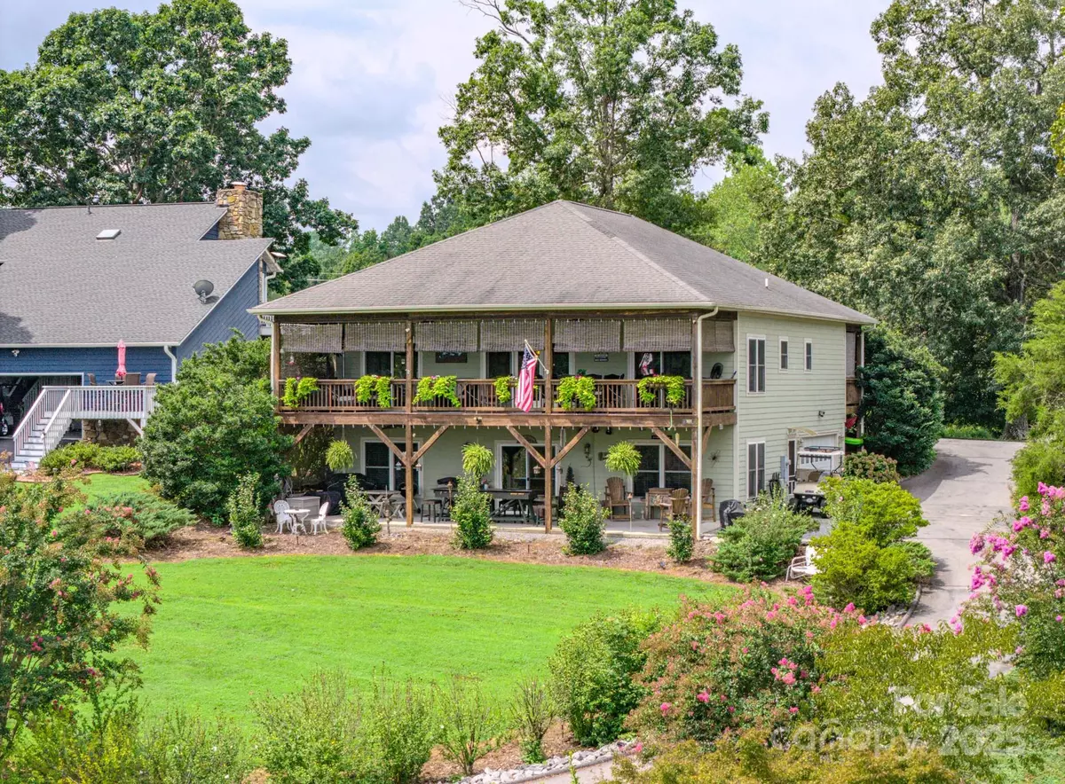 Nebo, NC 28761,101 Lake Club LN