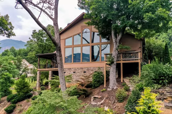 Lake Lure, NC 28746,200 Chapel Point RD