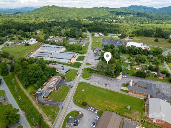 Etowah, NC 28729,6500 Brevard RD