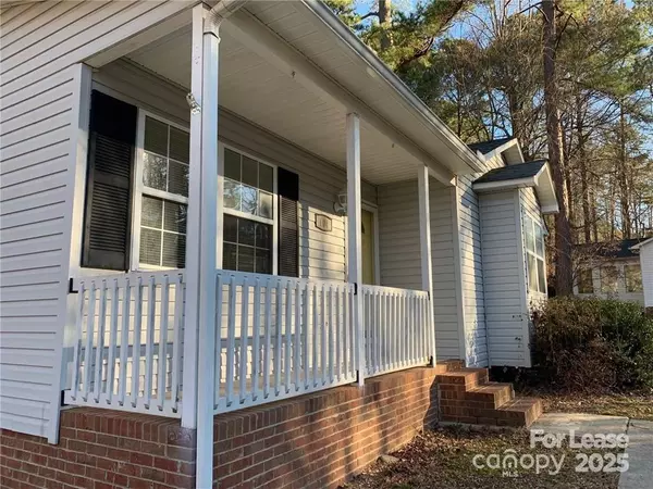 Mooresville, NC 28117,104 Pepper CIR