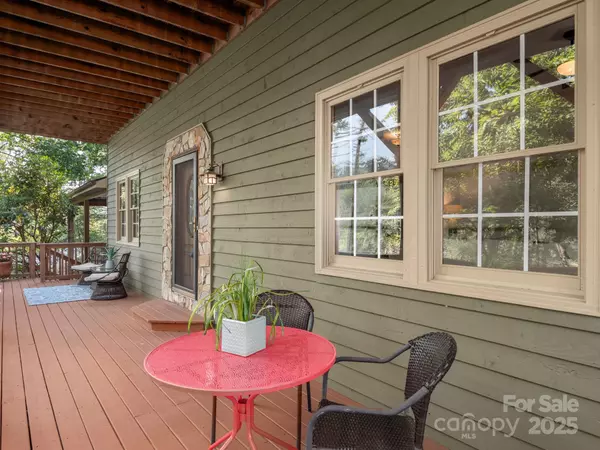 Asheville, NC 28804,12 Sunny Ridge DR