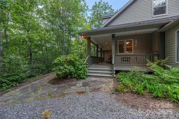 Black Mountain, NC 28711,37 Wood Robin LN