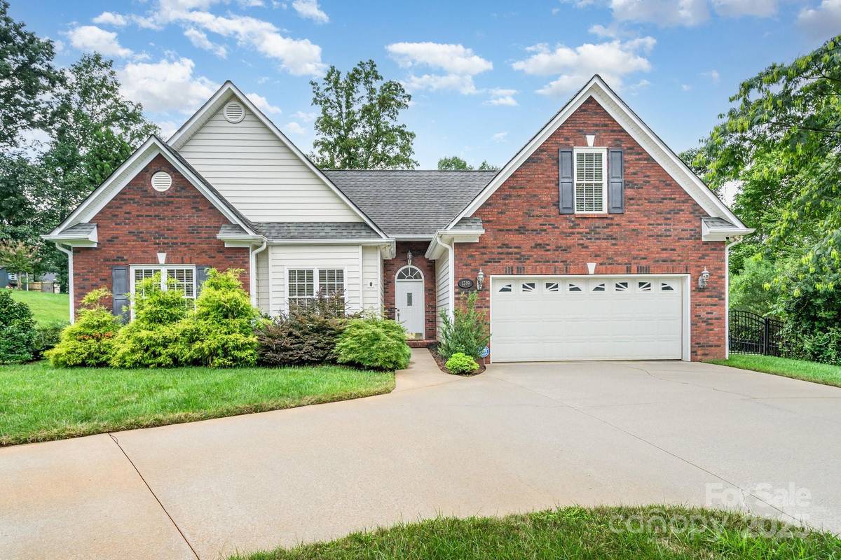 Lowell, NC 28098,1319 N Main ST