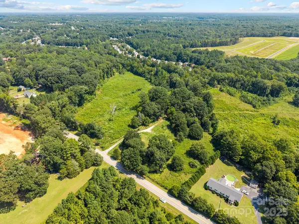 Fort Mill, SC 29707,8188 Henry Harris RD #2