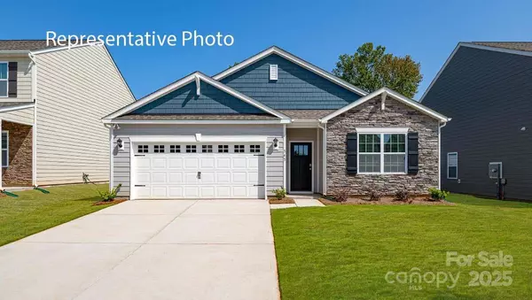 8037 Kennesaw DR, Gastonia, NC 28056