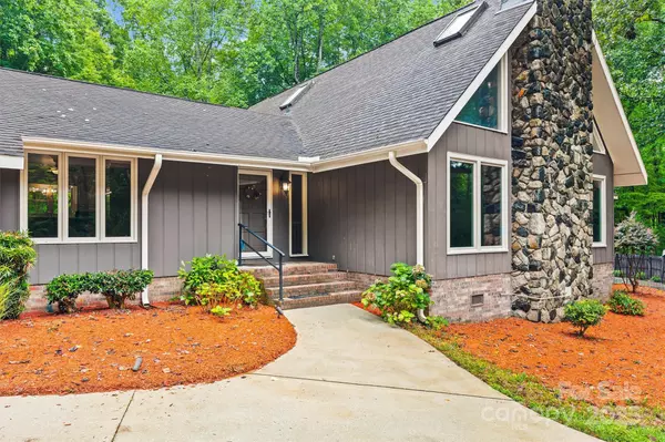 Chester, SC 29706,912 Pineview Lakes RD