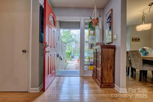 Lake Wylie, SC 29710,134 Pine Grove CIR