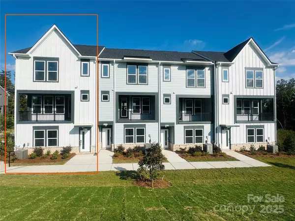 Charlotte, NC 28213,417 Nathaniel WAY #BRX0064