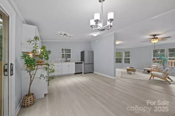 Salisbury, NC 28144,302 Forest Winds DR