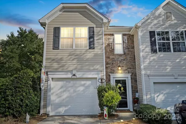 Fort Mill, SC 29708,2103 Midnight Blue LN