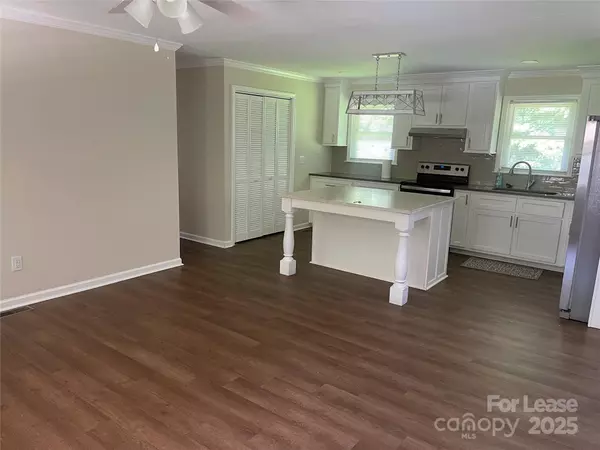 Lenoir, NC 28645,2457 Grandfather CT